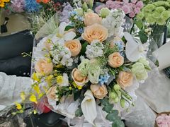 -亭亭鲜花店(中山北路店)