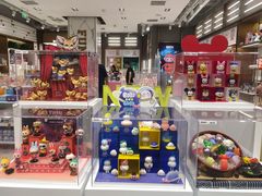 -泡泡玛特POPMART(蓝色港湾店)