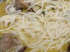 -肥汁米蘭香港米线(长宁来福士店)