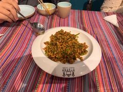 -香巴拉云南餐厅(华莱坞店)