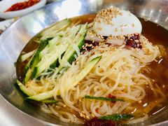 -牛信亭韩国料理·炭火烤肉(紫藤路店)