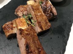 炭烧牛肋排-闻见中国海南菜(K11店)