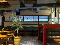 -JINNS锦时 steak&pizza(浸信会礼拜堂旧址店)