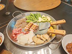-黔蘑菇四季餐厅(观山湖店)