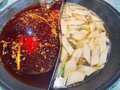 -鸿姐老火锅(疁城新天地店)