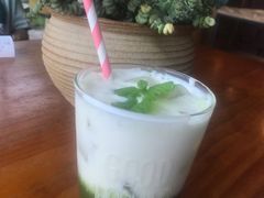 抹茶奶盖-远山有窑