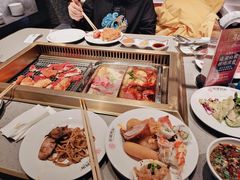 -蓉城四海黑牛烤肉海鲜自助餐厅(宜兴宝龙店)