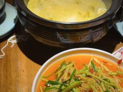 -九锅一堂酸菜鱼(新南凯德直营店)