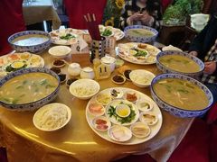 -桥馫源蒙自过桥米线(蒙自店)