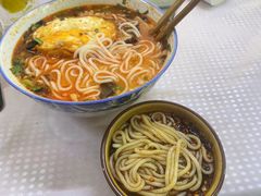 -肇兴特色牛肉粉