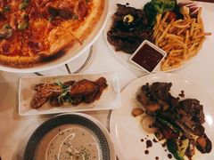 -WOLFGANG PUCK KITCHEN & BAR(迪士尼小镇店)