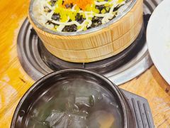 -喇喇排骨火锅·传统韩式脊骨汤(望京西园总店)
