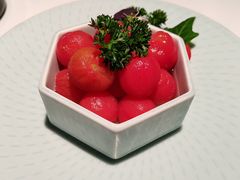 开胃乌梅小番茄子-卯时·精致锡帮菜(惠山古镇店)