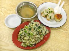 -舒蔡记生煎菜饭(云南中路店)