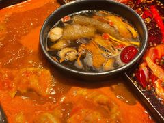 -老牌坊云南鱼豆花火锅(哈西万达店)