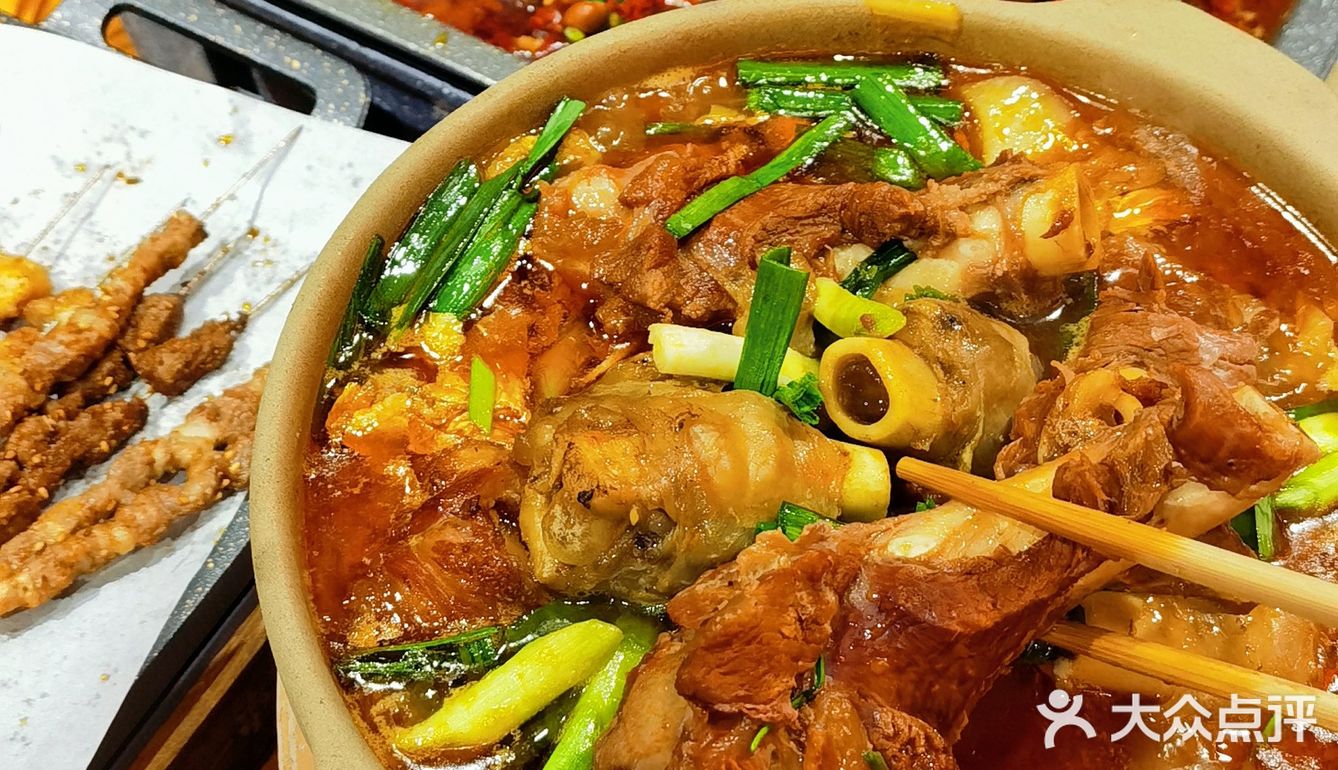 嘉定烧烤排队王，有那东北味儿了