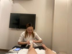 -香港倾城国际·美容美体中心