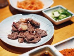 -唯成•韩国炭火烤肉 유성고기