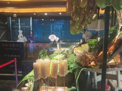 -雍容荟帝王蟹活龙虾展台自助(IFS黑金店)