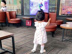 -星巴克臻选(盐城金鹰聚龙湖店)