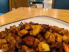 鲜菌炒牛柳粒-金悦印象小馆(三里河店)