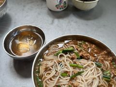 -正宗杨记普洱酸醋米线(总店)