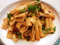 炝拌鲜腐竹-巴依老爷新疆美食(工体旗舰店)