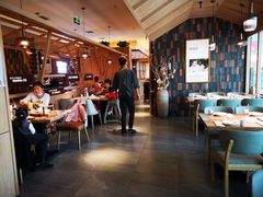 大堂-九转小磨·非遗东北菜(群力店)
