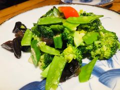 山茶油炒远郊时蔬-顺承小院儿
