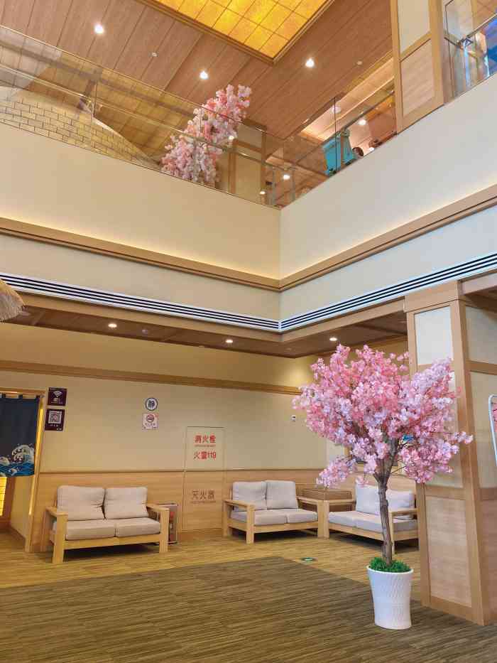 吉乐汤·东方罗马温泉馆(建设路店)-"硬件确实很不错,尤其是澡堂内.