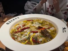 -太二酸菜鱼(武汉光谷保利店)