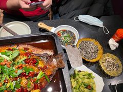 -俏巴妹烤鱼香锅(奥体店)
