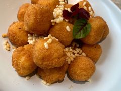 -大树餐厅(红旗街万达店)