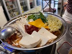 -富乐满韩国正宗炸鸡韩国料理(虹泉路店)