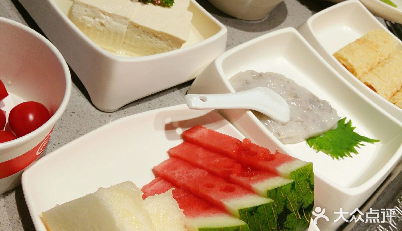 在此期间吃了很多零食，海底捞的服务是真的好