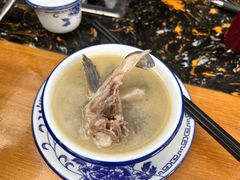 -双廊杨记石锅鱼石锅牛肉