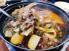 土豆排骨汤-元堂脊骨土豆汤(明洞2号店)