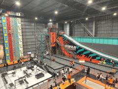-极限PLAY运动娱乐新世界·团建派对潮玩休闲馆·室内蹦极高空游乐园