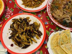 -闯关东东北农家菜(崂山石老人店)