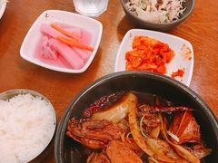 砂锅泡菜炖鸡-弘寿鸡 安东炖鸡(명동1호점)