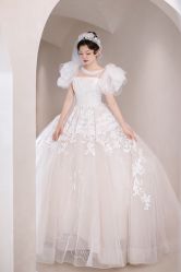 -洋洋婚纱品牌集合店