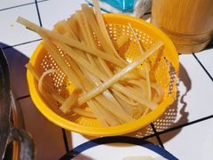 -卤校长老火锅(绿地468店)