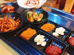 -小黑猪石板烤肉(皇冠花园店)