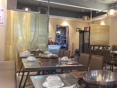 -胡须佬鸡煲四季火锅店(石厦西村直营店)