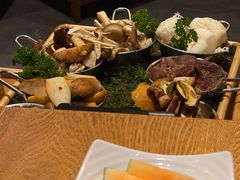 -一朵菌·野生菌探索家火锅(南亚店)