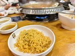 -喇喇排骨火锅·传统韩式脊骨汤(望京西园总店)