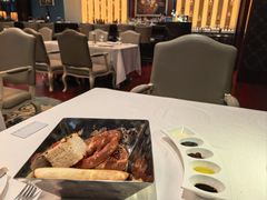 -龙虾酒吧扒房(宁波香格里拉店)