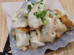 油煎菜肉大馄饨-鴻瑞興面馆(保利时光里店)