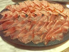 -恰餐厅及酒吧 CHAR Bar & Grill (北京丽都皇冠假日店)