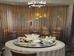 -嫩芽 ·地道重庆菜(十八梯露台夜景店)